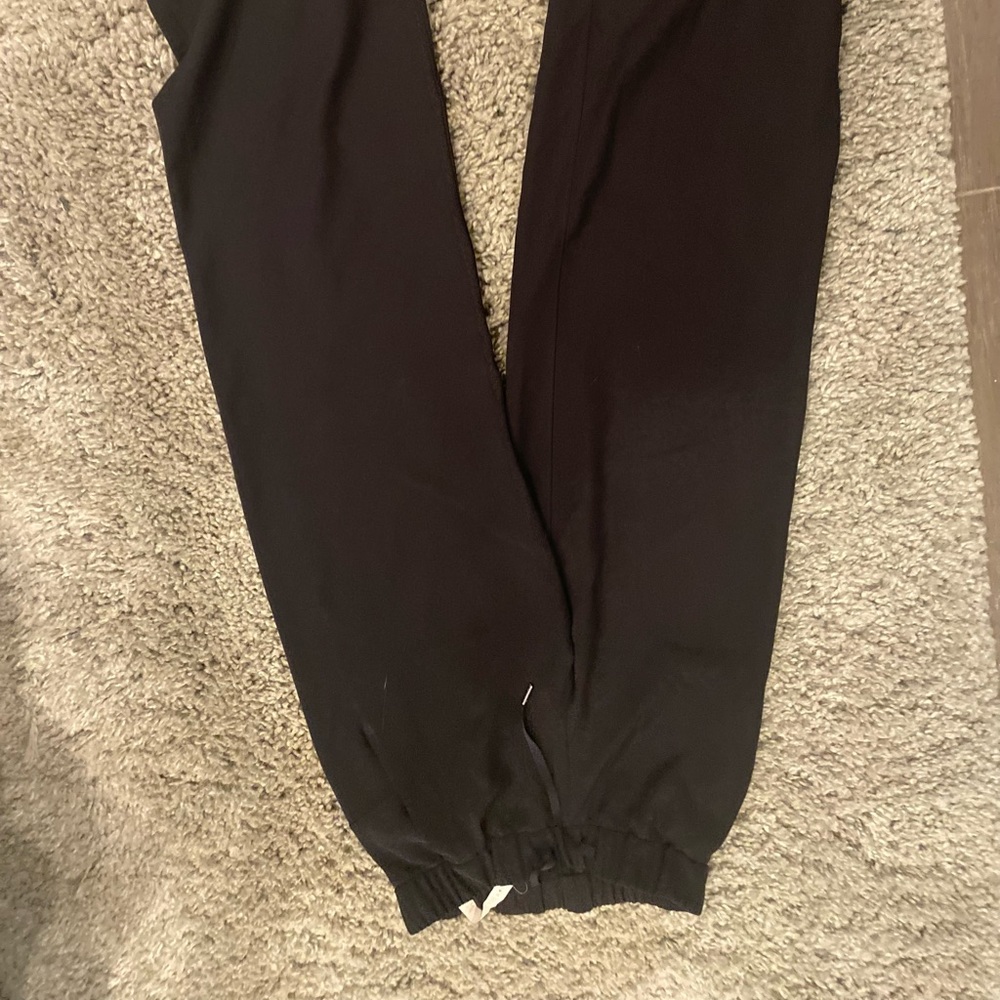 Lululemon on the fly wide leg pants